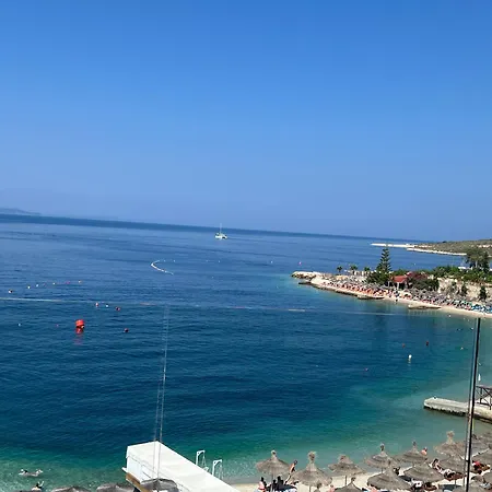 Flat In アパート Sarandë